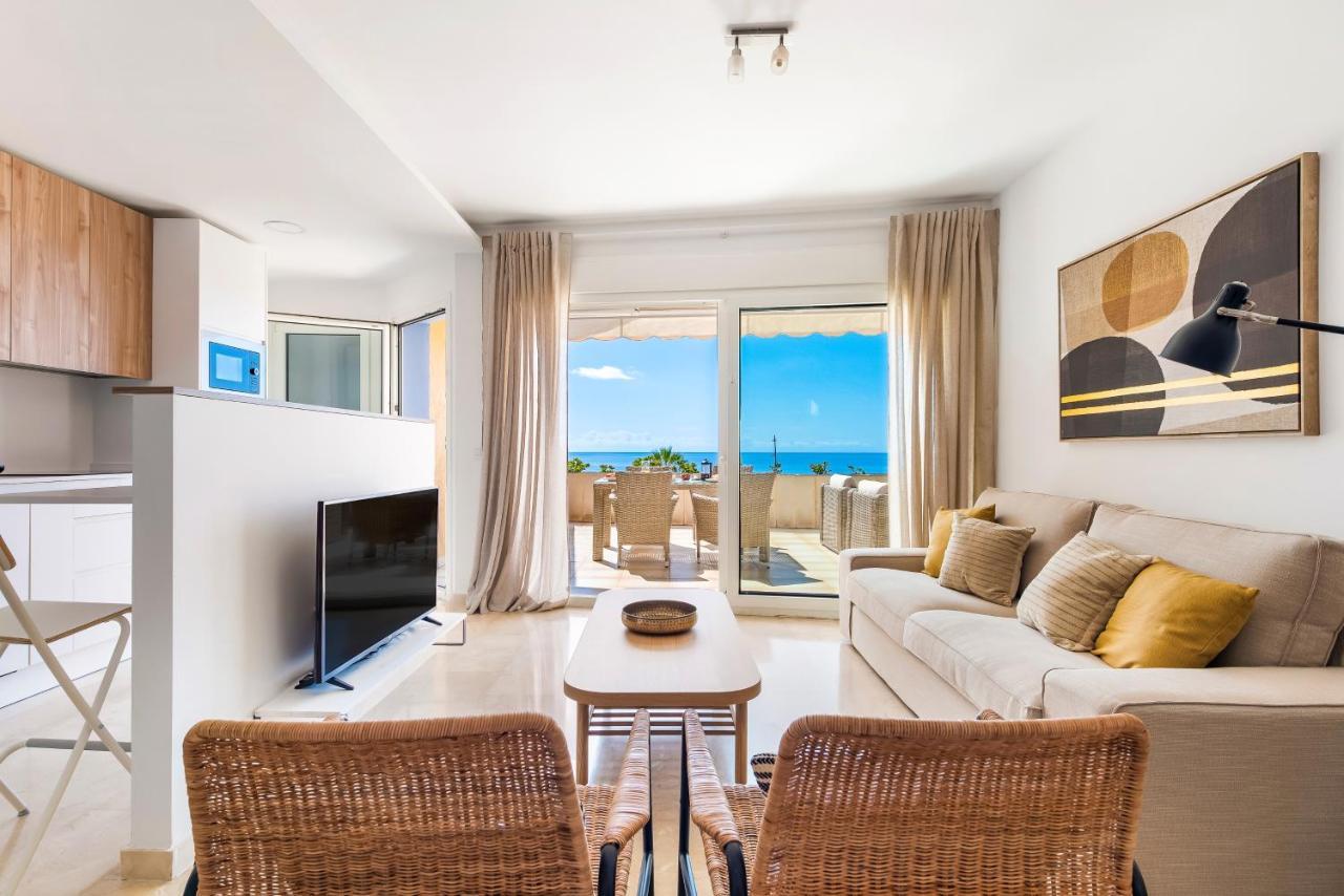 Beach Apartment With Terrace And Private Parking Radazul Eksteriør billede