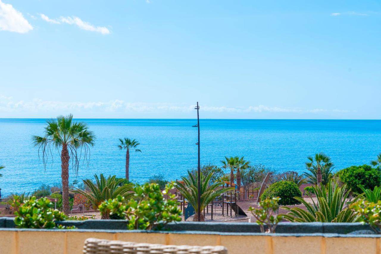 Beach Apartment With Terrace And Private Parking Radazul Eksteriør billede