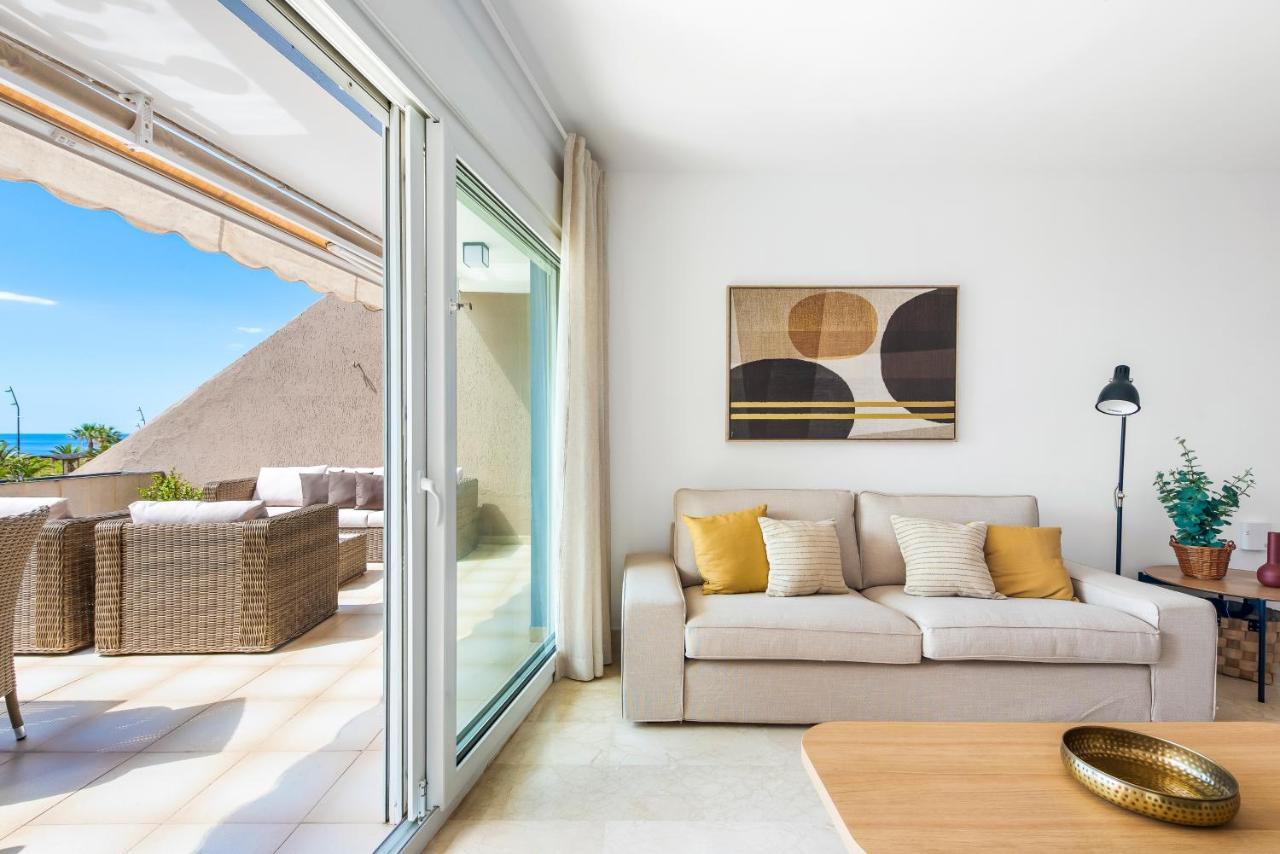 Beach Apartment With Terrace And Private Parking Radazul Eksteriør billede